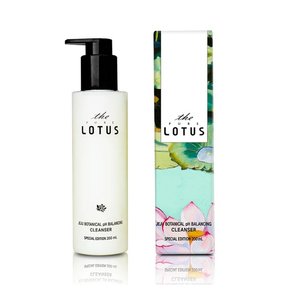 The Pure Lotus Cleanser 150 ml new in box Korean Skincare - Picture 2 of 4